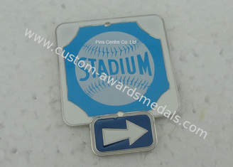 Business Promotional Soft Enamel Epoxy Award Pin , Photo Etched Club Pin
