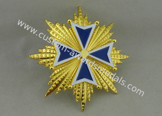 3D Gold Souvenir Synthetic Enamel Badges Zinc Alloy Pin With Brooch