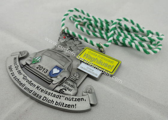 Personalized 3D Zinc Alloy Waghausel Carnival Medal, Die Casting Medals with Two Color Cord and Rhinestone