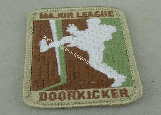 Back Twill / Threads Polyester Custom Embroidery Patches For Club / Uniform