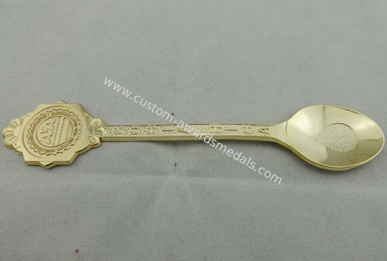 Die Stamping Copper / Zinc Alloy Souvenir Badges with 2D or 3D