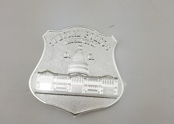 Silver Plating Car Souvenir Badge , Die Stamped Sports Badge With Brooch Pin